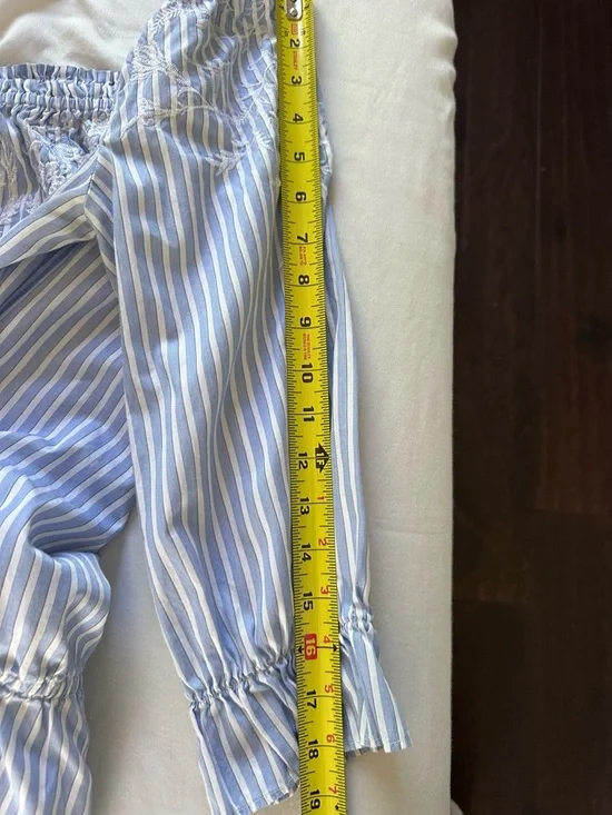 White House Black Market Off Shoulder Embroidered Blouse Blue Stripe Cotton L - Picture 14 of 14